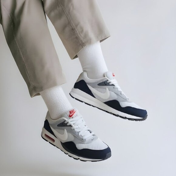 Nike Air (SKU #2100) - Picture 1 of 10